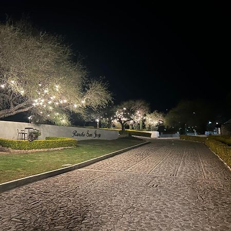 Cabanas, Suites Y Habitaciones Rancho San Jorge Bernal Esterno foto