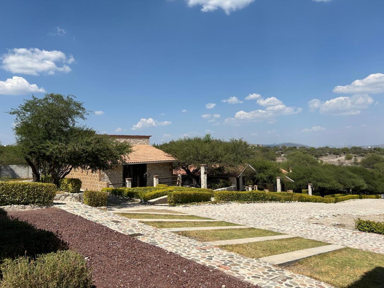 Cabanas, Suites Y Habitaciones Rancho San Jorge Bernal Esterno foto