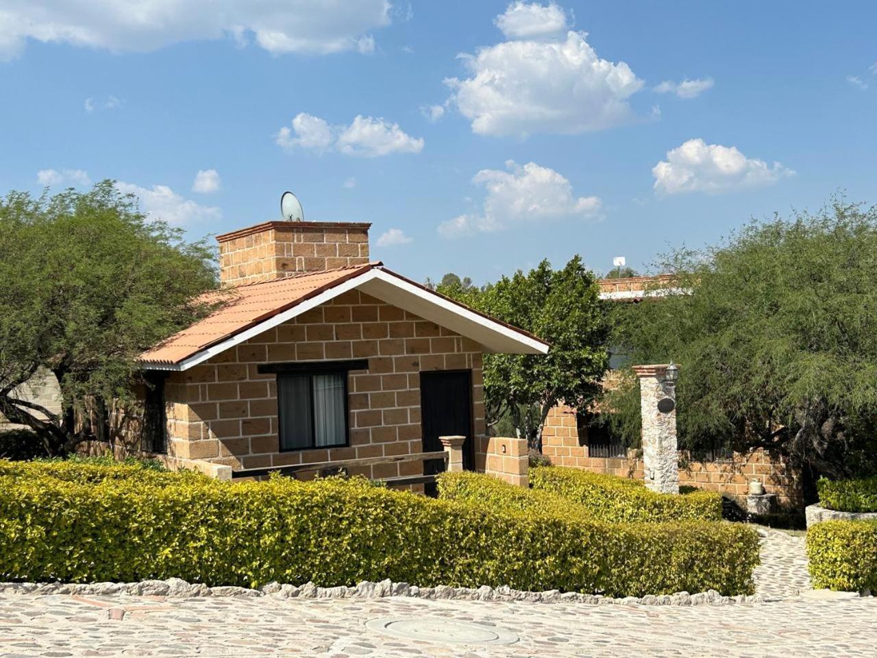 Cabanas, Suites Y Habitaciones Rancho San Jorge Bernal Esterno foto